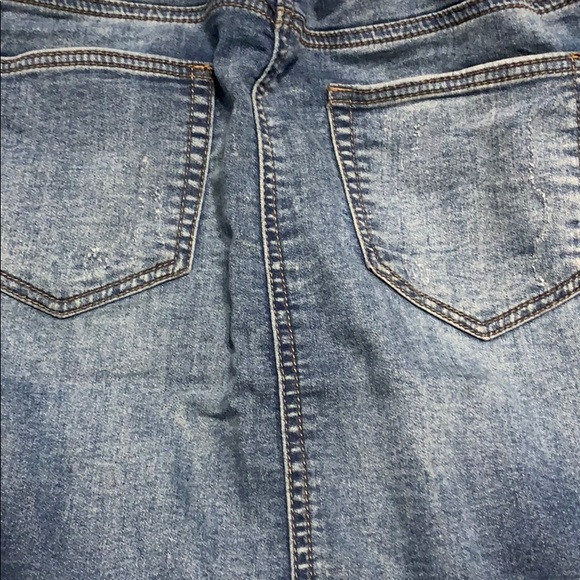 Distressed denim midi skirt - Picture 4 of 5